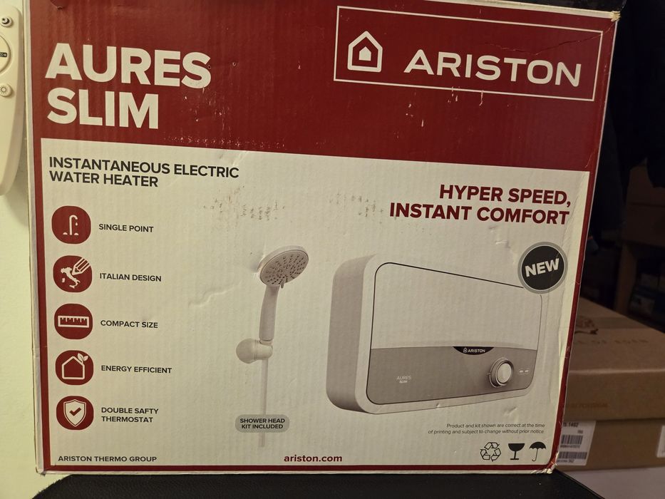 Încălzitor instant Ariston Aures Slim 5,5 kW