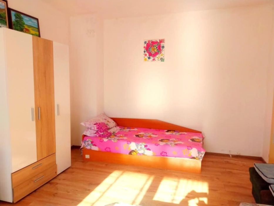 Дава се под наем Едностаен апартамент в Враца, Квартал 103 - 45 кв.м за 178.5 € - Снимка #1