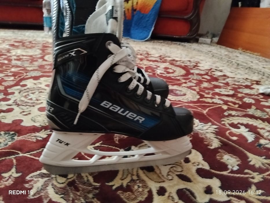 Коньки Bauer X 38-40 размер