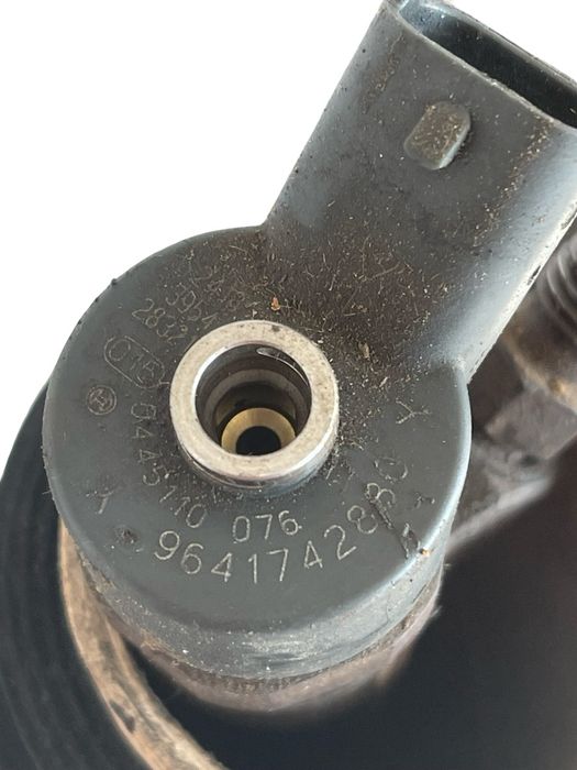Injector Combustibil Peugeot 406 8B 1995 - 2005 2.0 Hdi 110 Rhz (Dw10A