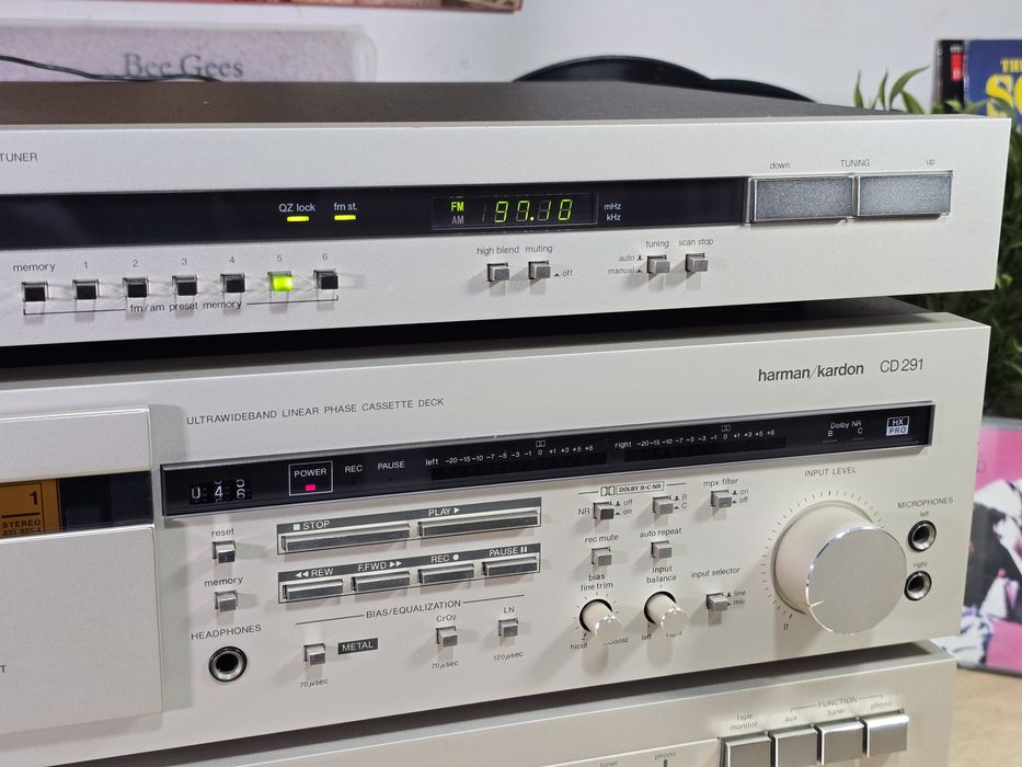 Linie audio HARMAN KARDON, amplificator PM-640, deck  CD-291, tuner TU