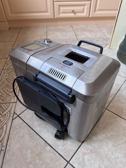 Хлебопечь от “Bork”