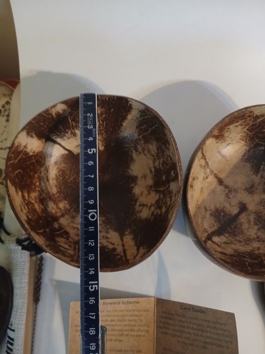 Set ecologic din nuci de cocos.