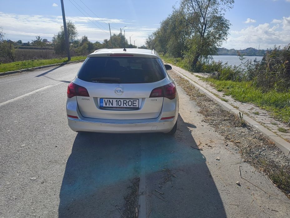 Opel Astra J break 1.7 CDTI Sports Tourer (Break)