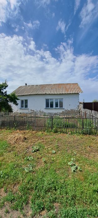 Продам дом в селе Виноградовка