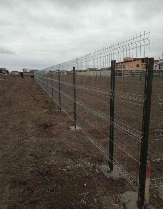 Executăm garduri la comanda clientului