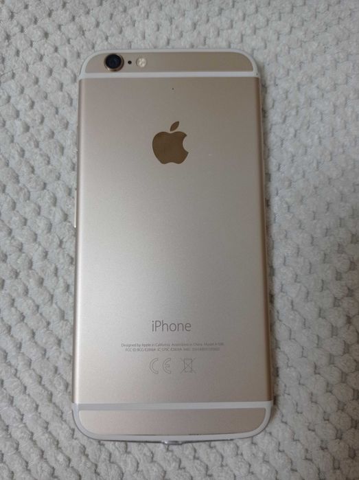 Продается айфон 6на запчасти