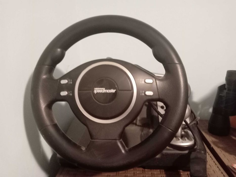 Волан със педали за плейстешан 2 и компюутар