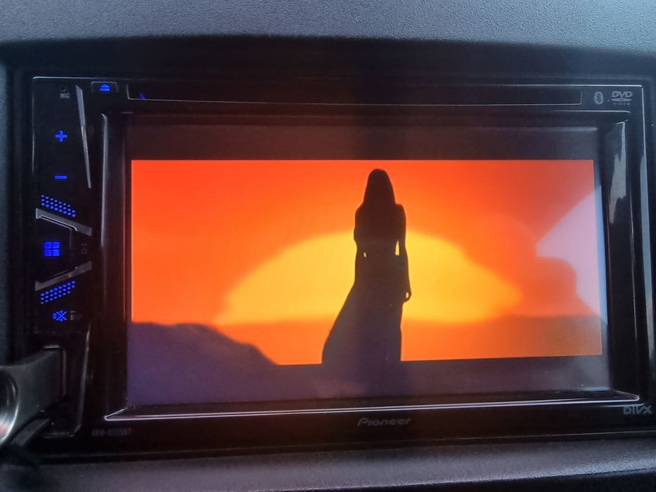 Продаётся магнитола Pioneer