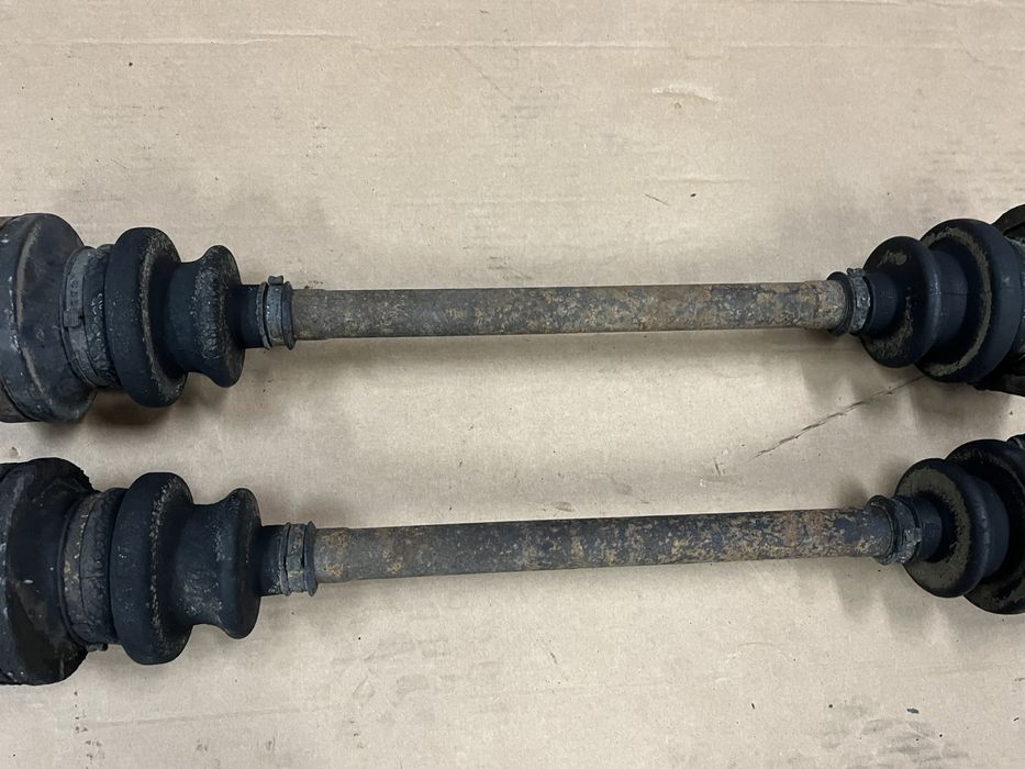 Задни полуоски за Mercedes E200 / E220 CDI W210