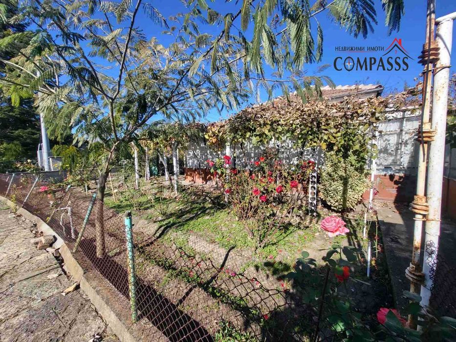 село Змеево, Общ. Балчик, къща с двор – 37000евро!