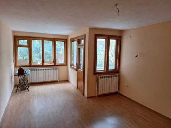 Продава се Многостаен апартамент в Пловдив, Централна гара - 133 кв.м за 1617 €/кв.м - Снимка #4