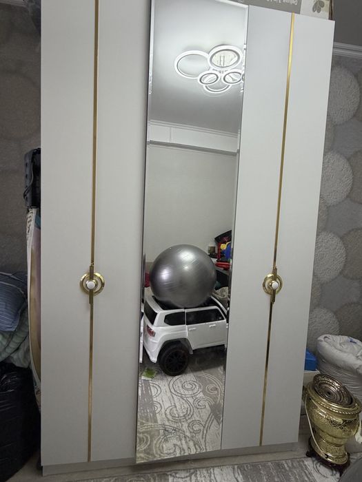 Шкаф в отличном состоянии
