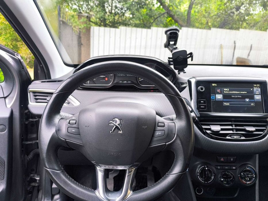 Peugeo 2016  model 2008