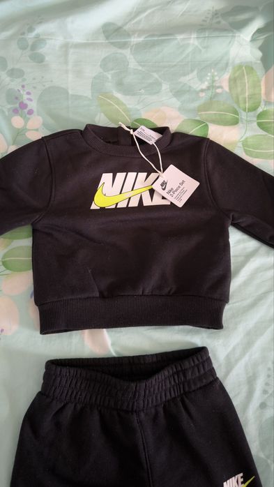 Trening Nike 9-12 luni