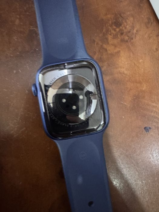apple watch 7 45 mm batareya 90%
