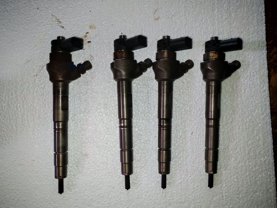 Injector / Injectoare Volkswagen Skoda Seat Audi 2.0 TDI CFF CFG CFH/CGL/CJC 03L130277J