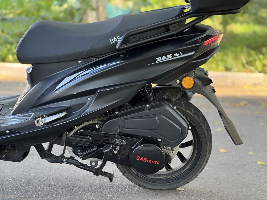 Скутер MAXI Limited