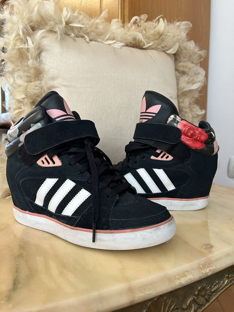 Amberlight up adidas best sale