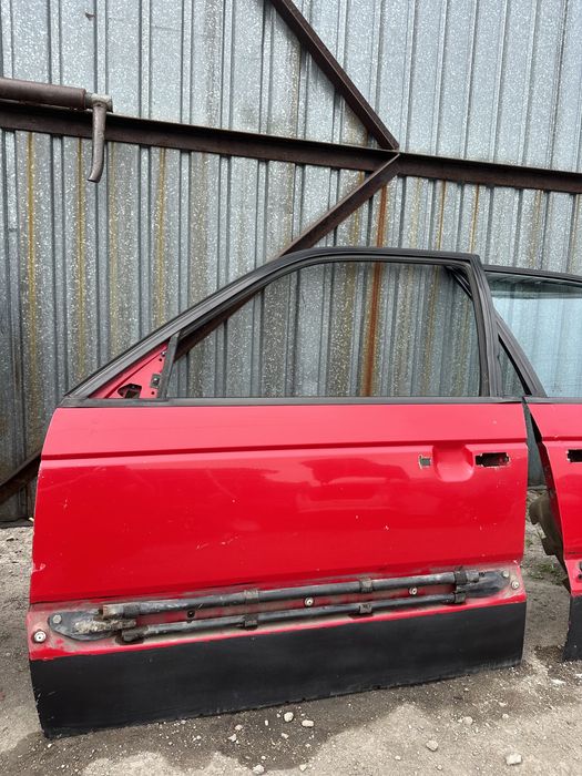 Дверь Пассат Б3 Passat B3 универсал