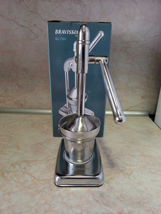 Ръчна цитрус преса Bravissimo MJ 7201 (чисто нова)