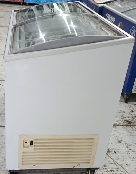 Морозильник для шарикового мороженого UGUR