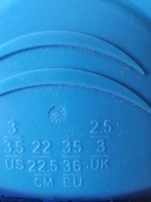 Плавници зо момиче размер 35-36