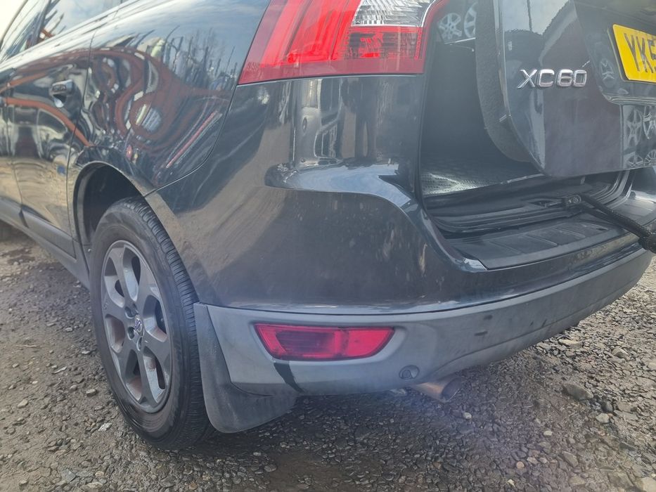 Задна броня Volvo XC60 2008 - 2013 SUV 4 врати, цвя