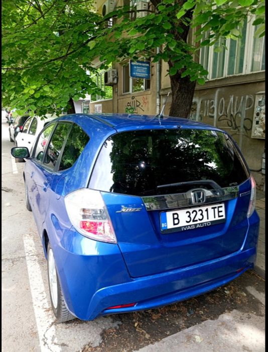 Кола под наем.              ,