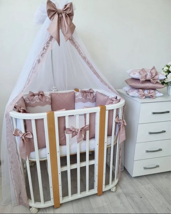 Продам полный комплект бортиков, балдахины, матрас для пеленального