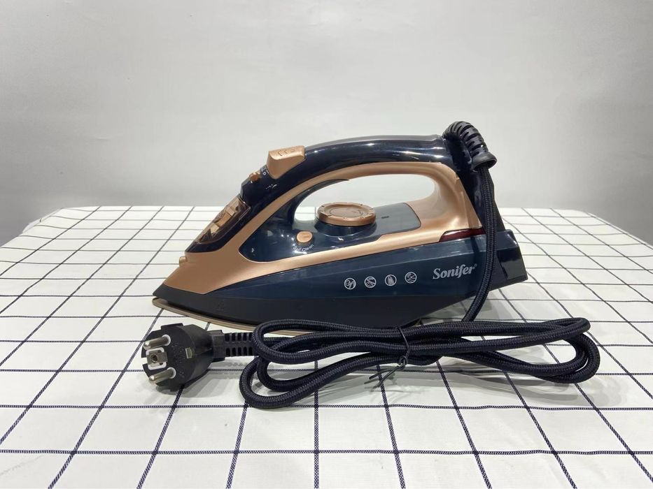 Доставка! Утюг Sonifer SF-9064