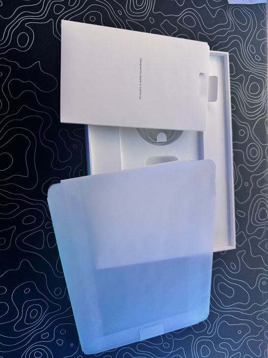 Планшет Apple iPad Air 2022