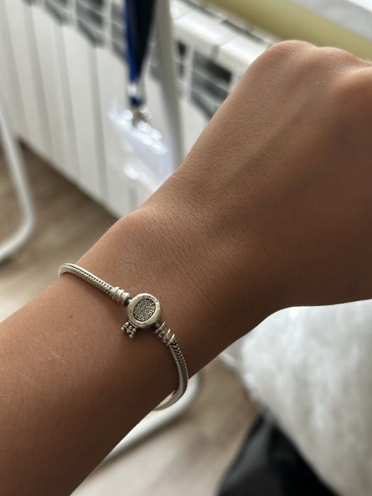 Гривна Pandora Кралица