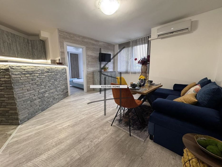 Продава се Двустаен апартамент в Варна, Аспарухово - 76 кв.м за 1711 €/кв.м - Снимка #1