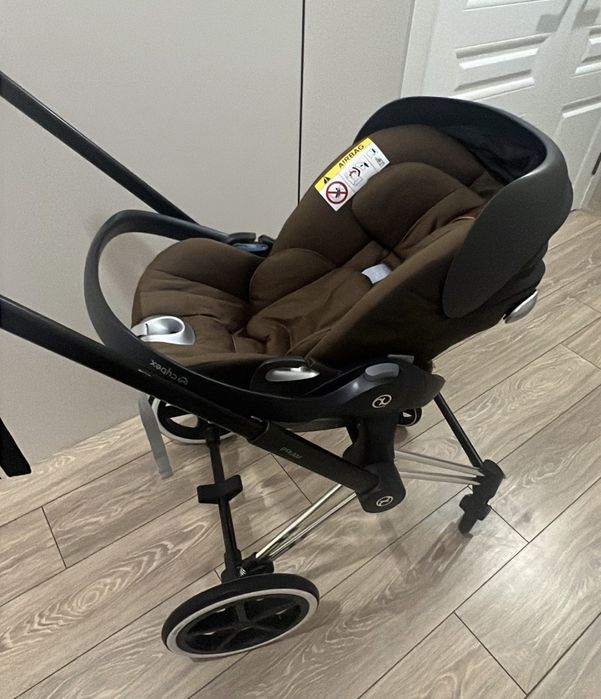Коляска Cybex Priam Lux