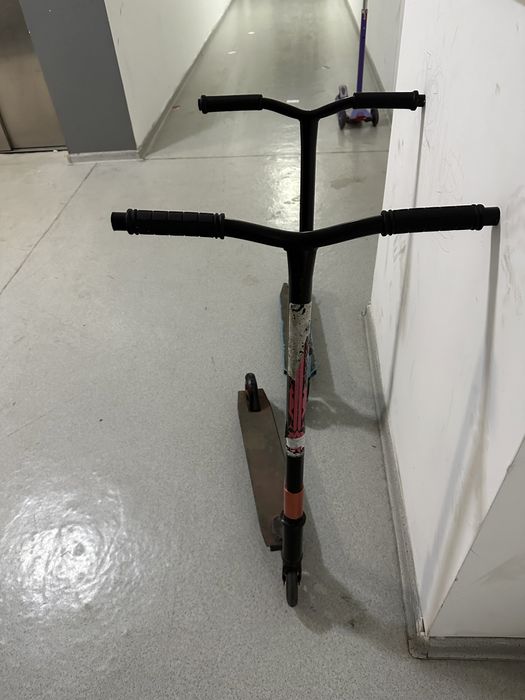 Продам трюкавой самокат