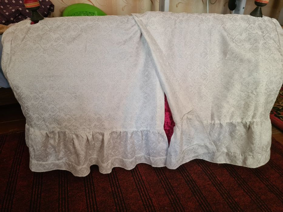 Beshik anjomlari bilan