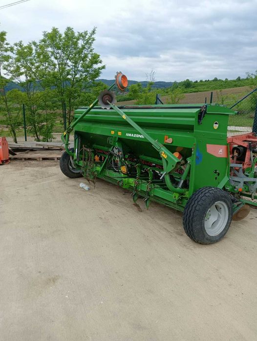 Semanatoare porumb, floarea soarelui, soia si semanatare PAIOASE