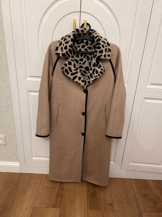 Продам новое пальто