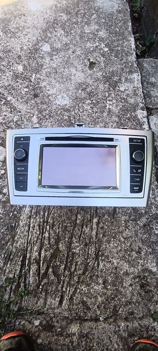 Мултимедия за авенсис т27