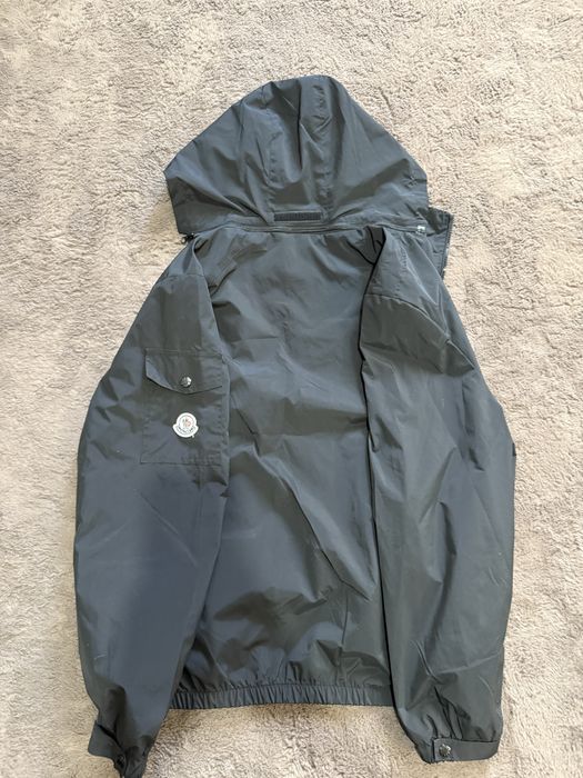 Moncler ветровка