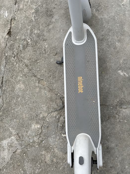 Trotineta electrica ninebot kickscooter max g30
