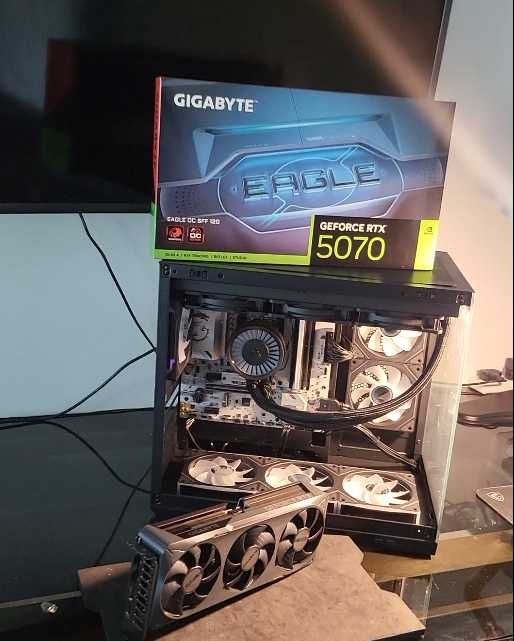 Gaming PC amd Ryzen 5 9600x RTX 5070