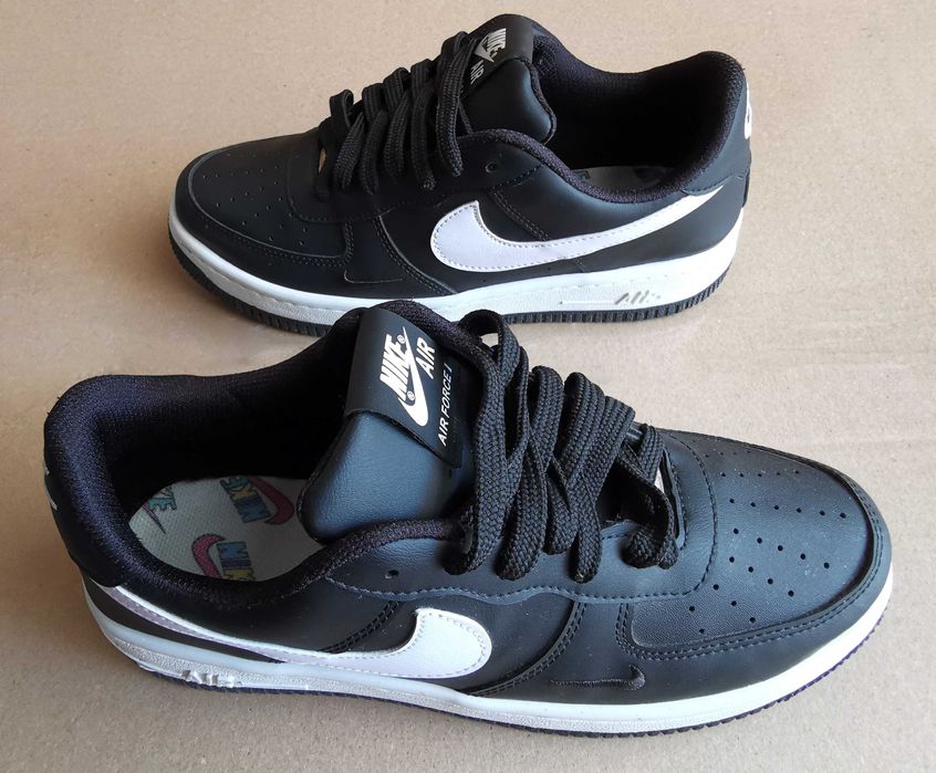 Adidasi Nike Air Force 1