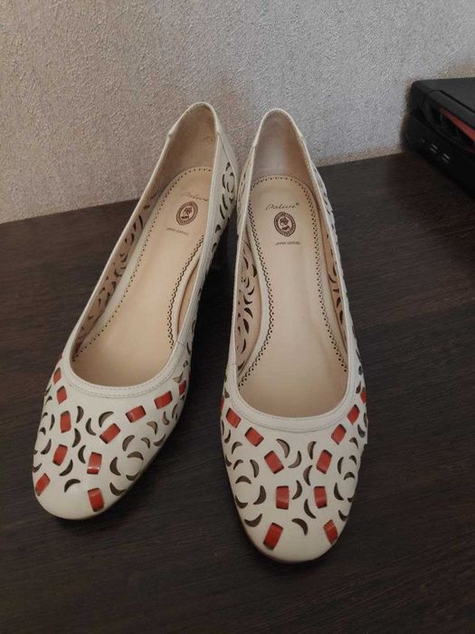 Туфли женские продам
