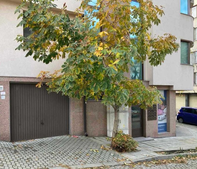 Гараж под наем -   29 кв.м.