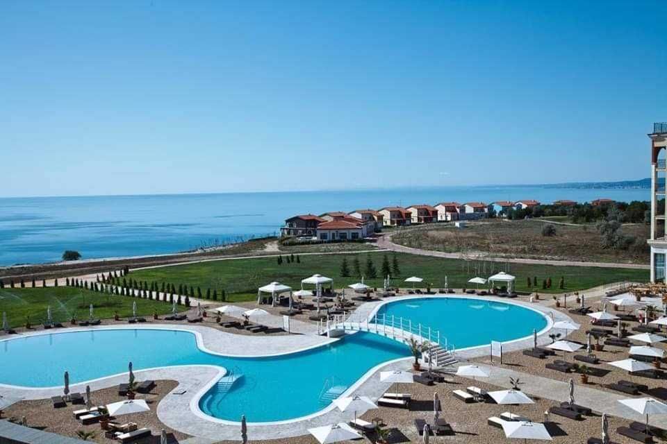 Продава се Едностаен апартамент в Балчик - 70 кв.м за 686 €/кв.м - Снимка #14