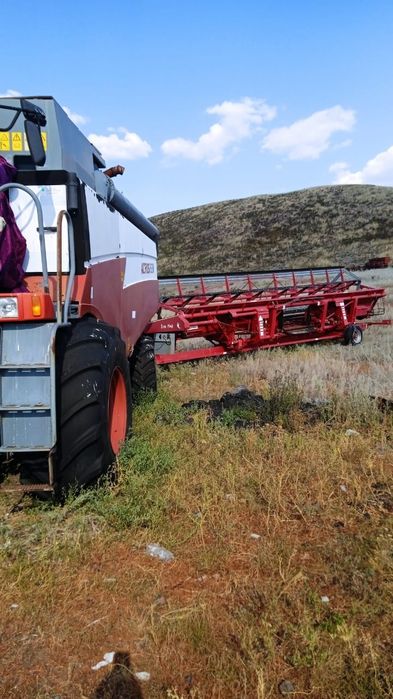 Продам комбайн ACROS 530