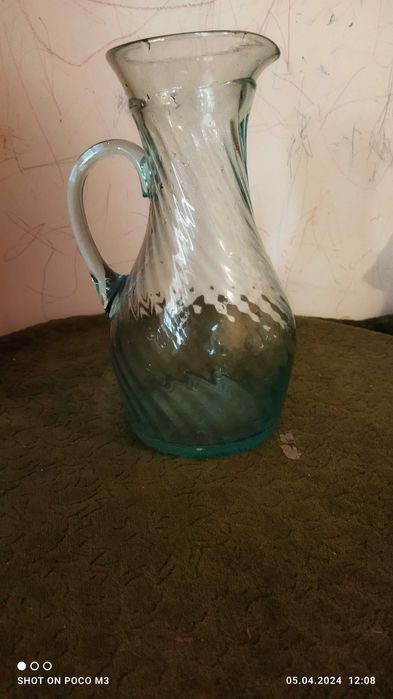 Продаётся кувшин