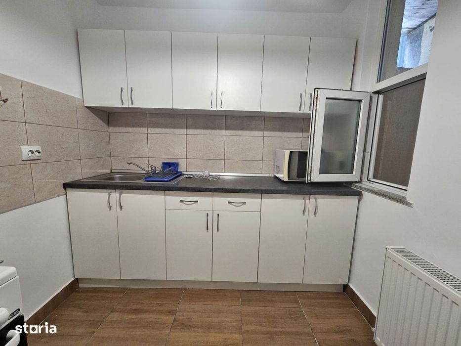 Apartament 2 camere, 65 mp utili, renovat, Centru!